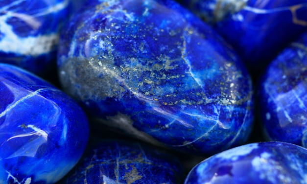 Lapis Lazuli – Piatra Cerului si a Puterii